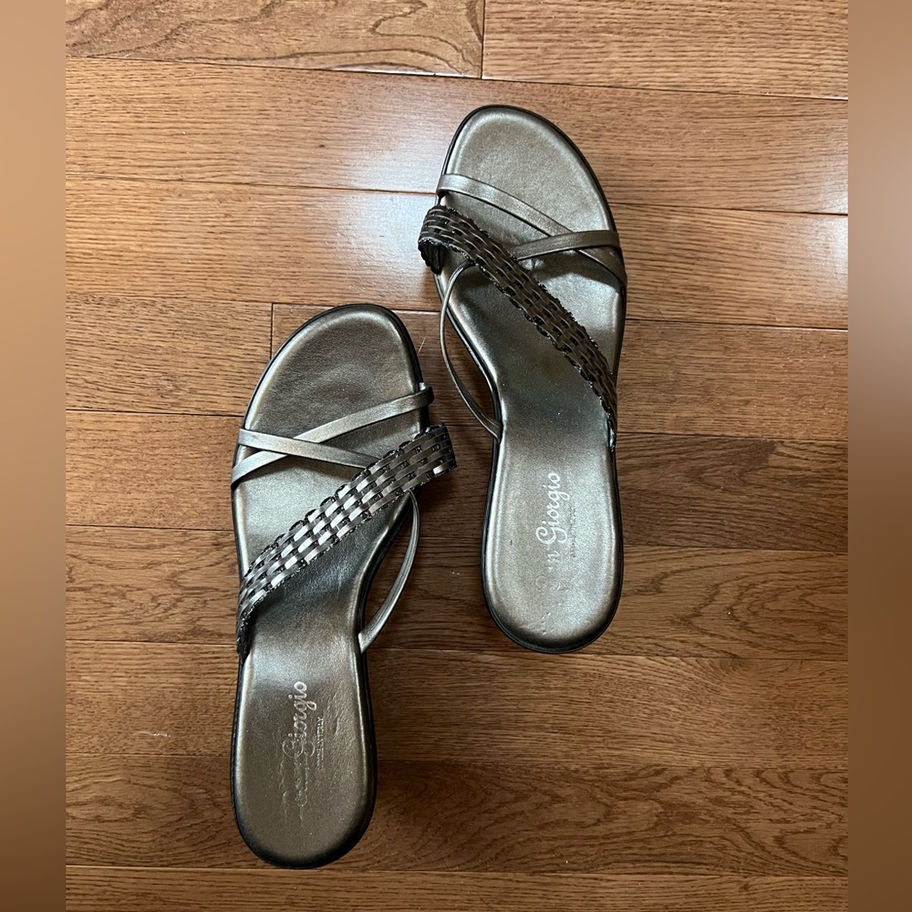 San Giorgio size 39 Black and Silver Sandals